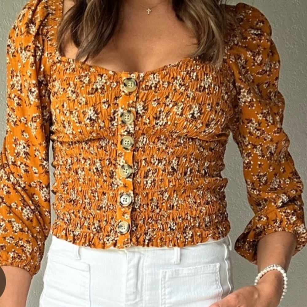 American Eagle Outfitters yellow floral smocked top, Large, NWT